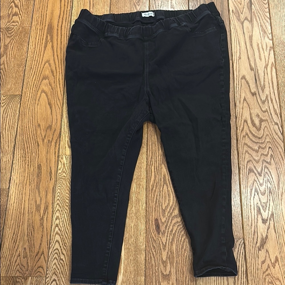 Women's Black Jeans
